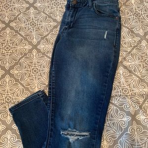 Old Navy The Rockstar mid-rise jeans 💕